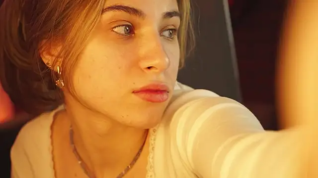 EllieCutes online show from February 26, 5:20 am