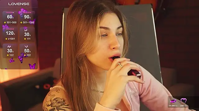 EllieCutes online show from February 27, 2:21 am