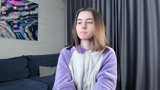 MeghanElson online show from December 13, 11:02 am