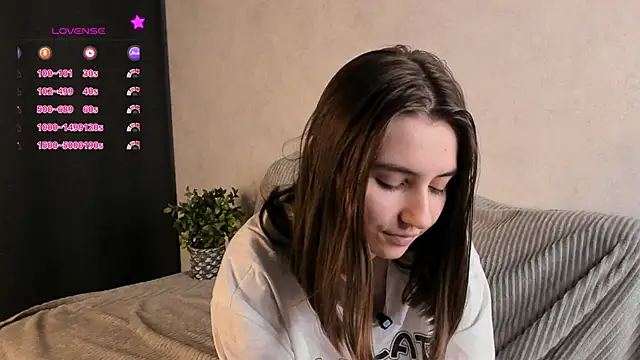 MeghanElson online show from January 27, 2:46 pm