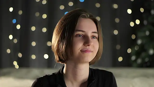 MeghanElson online show from January 14, 12:44 pm