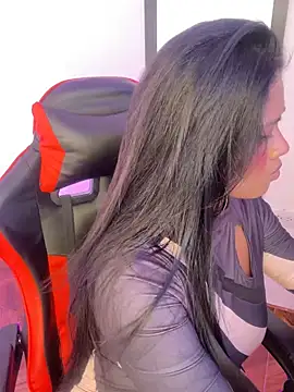 hurren pasha online show from December 11, 7:46 pm