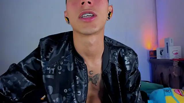 MillersKink online show from March 22, 8:51 am