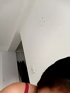  LATINA  online show from February 20, 11:10 pm