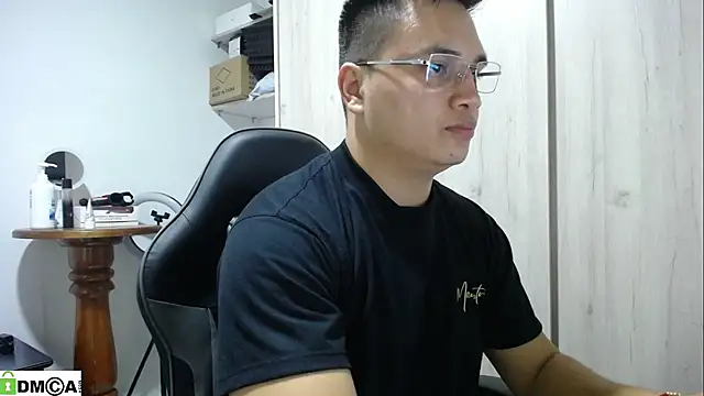ahntony  69 online show from May 28, 3:37 am