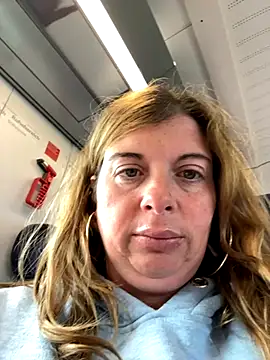 Lombada online show from October 25, 2:35 pm