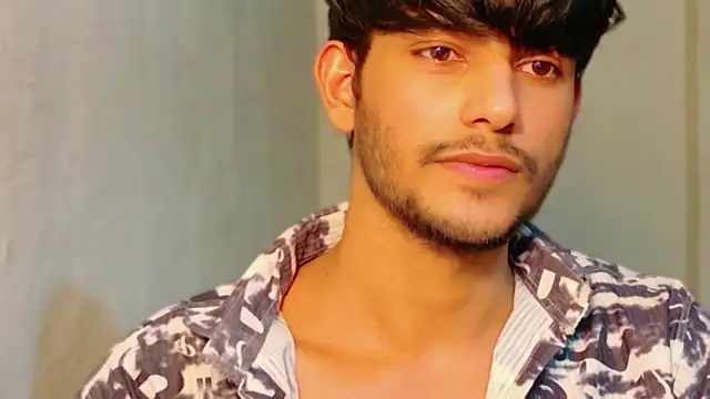 kingkartik7 online show from February 7, 3:27 pm