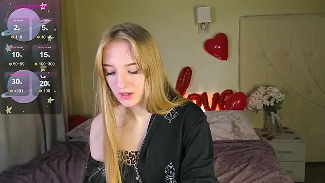 Stacy River online show from February 15, 8:22 am