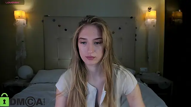 Stacy River online show from November 6, 9:21 am