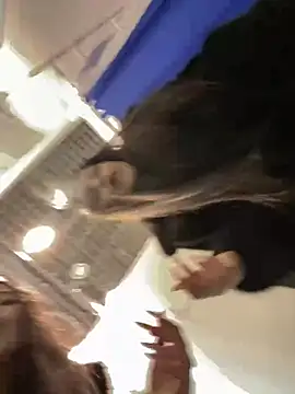 Chloe  Moon online show from December 11, 2:22 pm