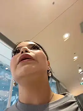 Chloe  Moon online show from March 9, 9:24 am