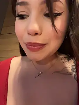 Snapshot of Chloe__Moon chatting on July 6, 3:03 pm Chloe Moon online show from July 6, 3:03 pm