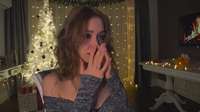 RennieLewis online show from December 21, 9:36 pm