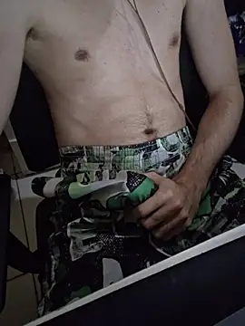 OliverWtdh online show from February 12, 6:36 pm