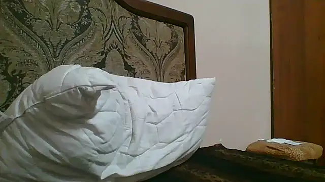 Emma 99 online show from January 24, 11:15 am