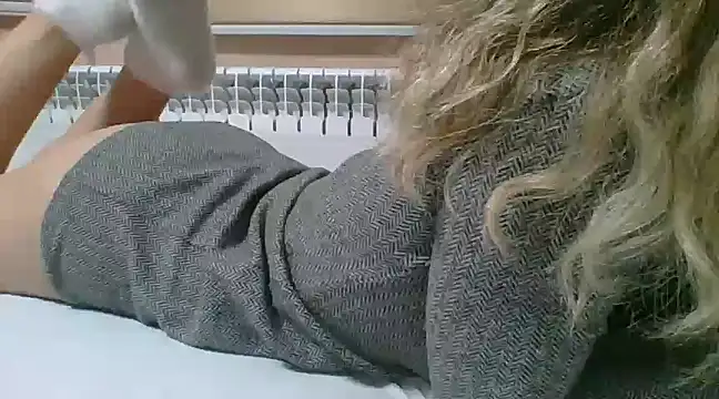 Emma 99 online show from February 1, 2:34 pm