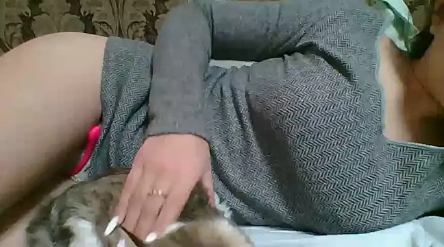 Emma 99 online show from February 27, 12:02 pm