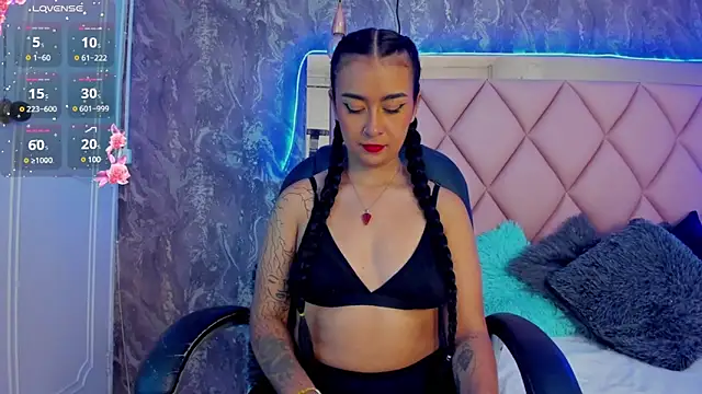 AntonellaQueenn online show from February 9, 12:08 pm