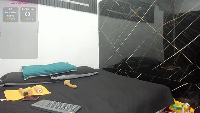 Analiasmith89 online show from October 11, 2:33 am