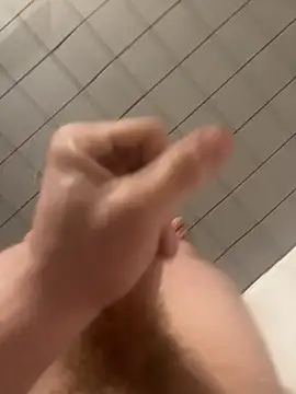 Snapshot of crazyboy848 chatting on November 10, 10:20 pm crazyboy848 online show from November 10, 10:20 pm