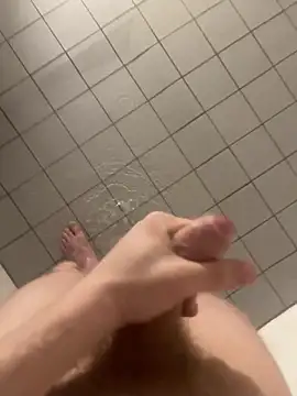 Snapshot of crazyboy848 chatting on November 11, 1:55 pm crazyboy848 online show from November 11, 1:55 pm