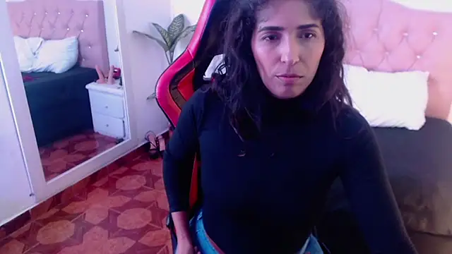 eka urda online show from January 26, 12:05 am