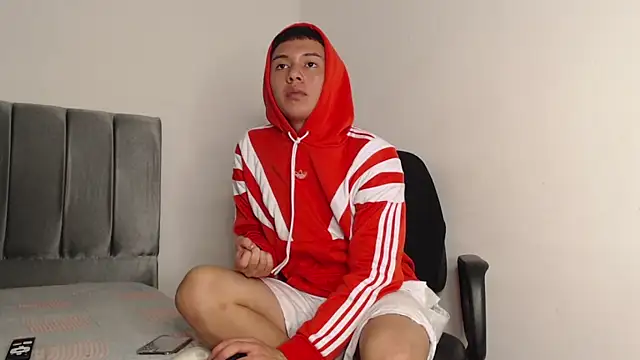 alex-lover online show from January 28, 9:19 pm