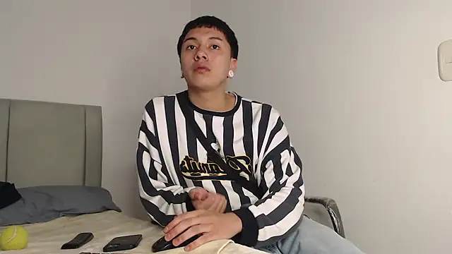 alex-lover online show from January 9, 3:09 am