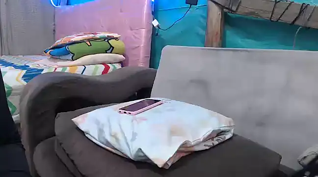 mom son dirty online show from March 15, 3:16 pm