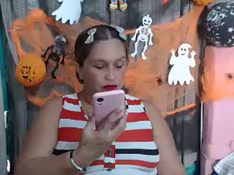 mom son dirty online show from October 21, 2:18 pm