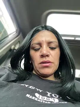 Snapshot of Milff_parkerrr chatting on January 25, 8:31 pm Milff parkerrr online show from January 25, 8:31 pm