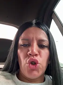 Snapshot of Milff_parkerrr chatting on March 21, 10:39 pm Milff parkerrr online show from March 21, 10:39 pm