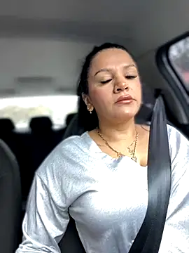 Snapshot of Milff_parkerrr chatting on September 26, 4:22 pm Milff parkerrr online show from September 26, 4:22 pm