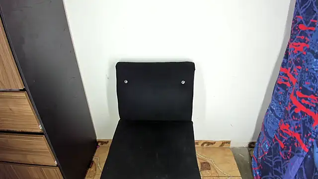 RachelJones  online show from December 20, 8:49 am