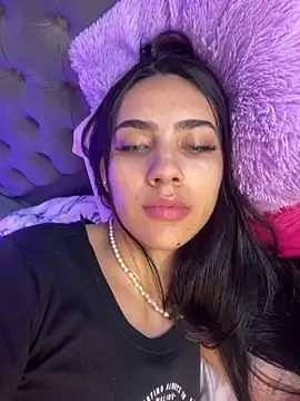 IsaValencia online show from January 9, 11:02 pm