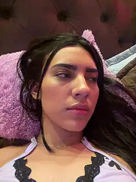 IsaValencia online show from February 5, 4:37 am