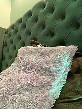 IsaValencia online show from February 6, 3:37 am