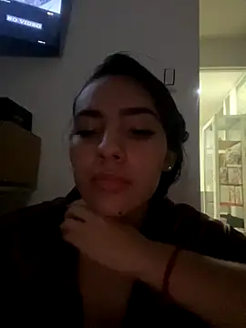 IsaValencia online show from September 25, 2:32 pm