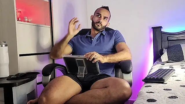 orion1993 online show from December 13, 2:05 pm