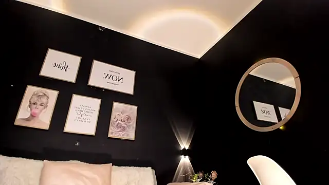 Snapshot of Hanna_fost chatting on January 27, 6:41 pm Hanna fost online show from January 27, 6:41 pm