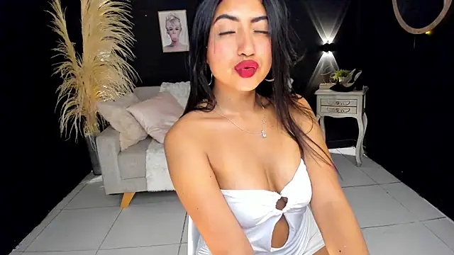 Snapshot of Hanna_fost chatting on February 11, 5:29 pm Hanna fost online show from February 11, 5:29 pm