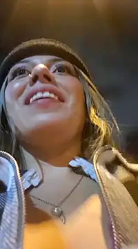 Sweel Leyva18 online show from February 1, 3:52 am