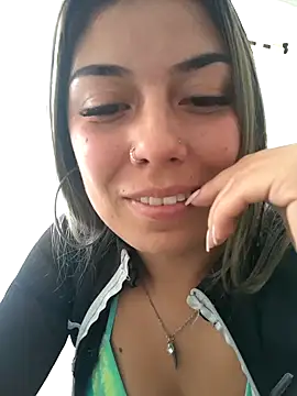 Sweel Leyva18 online show from February 6, 7:40 pm