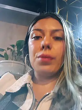 Sweel Leyva18 online show from February 9, 2:49 am