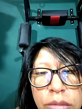 Giviper1 online show from December 18, 7:36 am