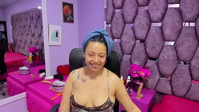 slut anal  online show from January 13, 1:39 pm