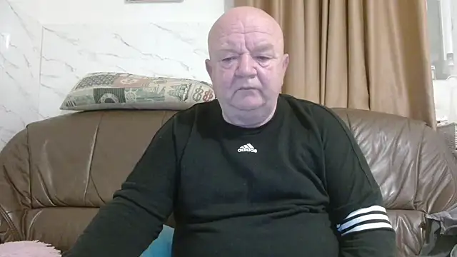 fullballs6 online show from January 17, 3:00 am