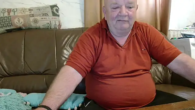 fullballs6 online show from April 21, 6:20 am