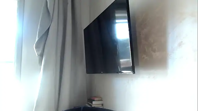 courtneyPerfect online show from September 22, 6:59 am