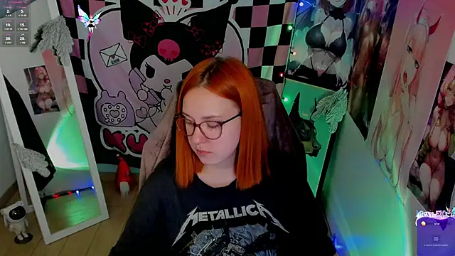 Snapshot of Rudy_02 chatting on December 10, 1:44 pm Rudy 02 online show from December 10, 1:44 pm